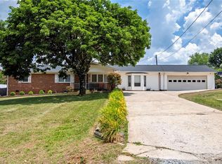 4010 Hillcrest Ct, Sophia, NC 27350