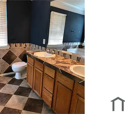 4898 Union St — Photo 10