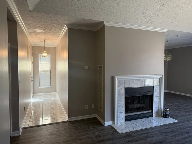 1944 Woodrun Dr — Photo 8