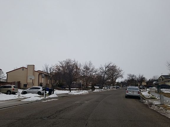 4th image of 5043 W Banquet Ave