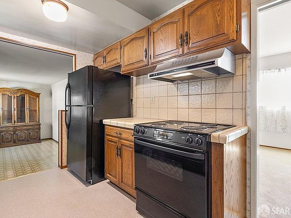 2nd image of 2520 Sherwood Drive