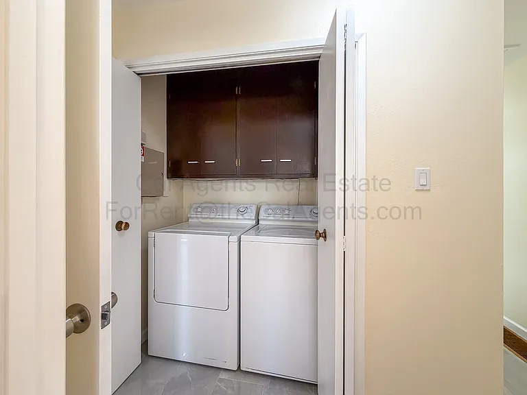 6931 Wilson Way — Photo 7