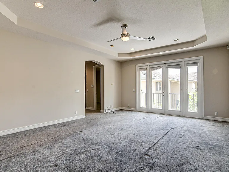 670 Edgebrook Ln — Photo 48