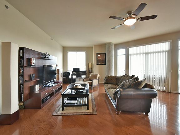 2nd image of 711 Cosmopolitan Dr NE Unit 421