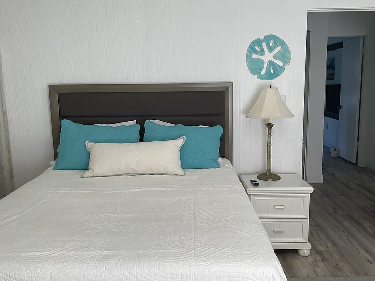 Magellan Dr — Photo 9