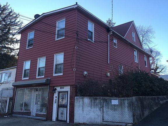 2nd image of 4013 Dyre Ave