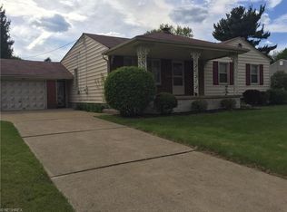 166 Hopewell Dr, Struthers, OH