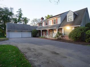 5065 Milford Ln, Emmaus, PA 18049