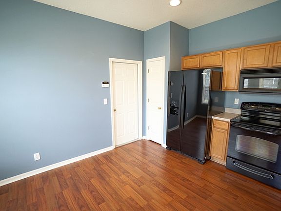 3rd image of 10101 Tranquility Way