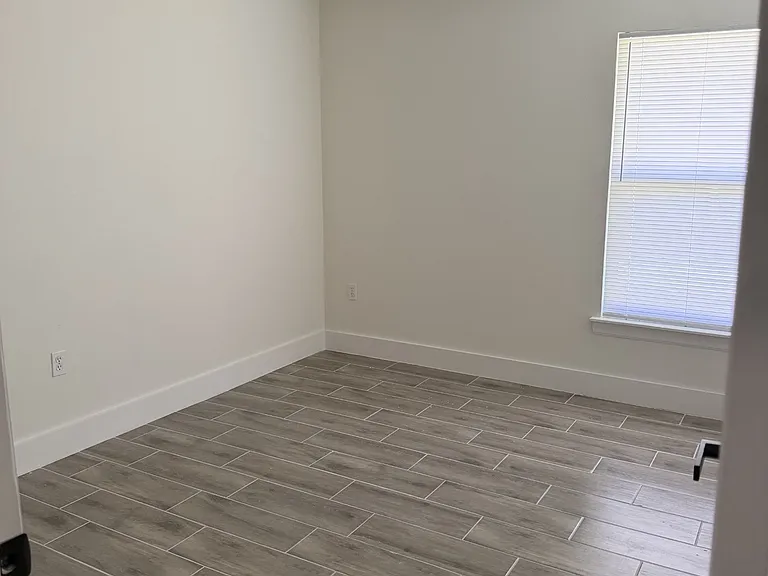 112 Lullwater St #A — Photo 11