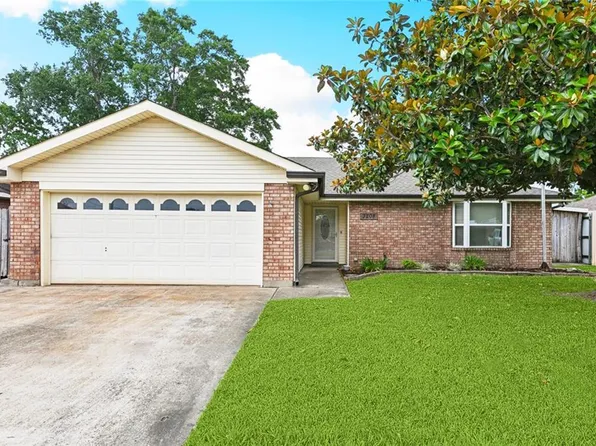 3208 Nature Dr, Marrero, LA 70072