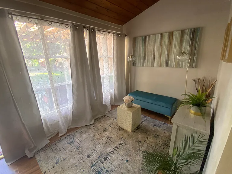 5944 Irvine Ave — Photo 11