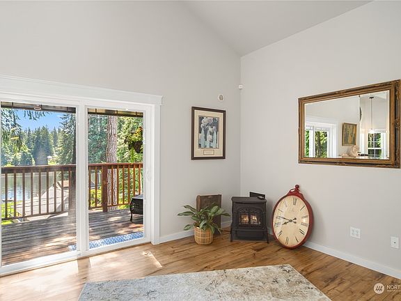 5th image of 2281 E St. Andrews Drive N