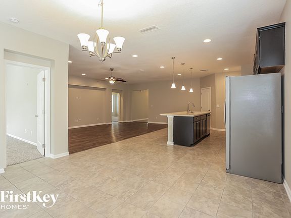 5th image of 11590 Sycamore Cove Ln
