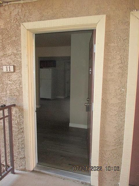 1st image of 11 River Glen Dr #11