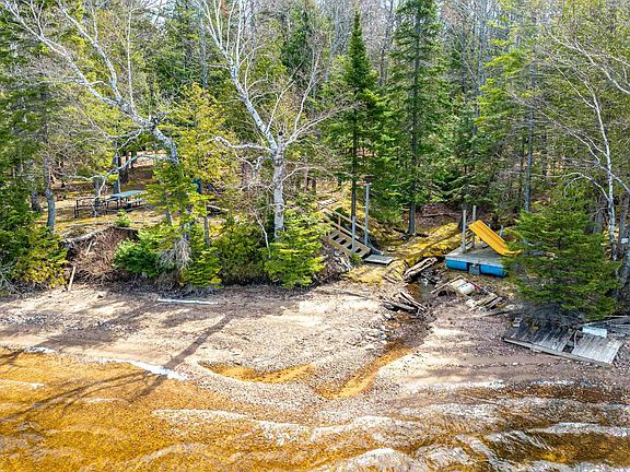 2nd image of 52165 Bootjack Rd