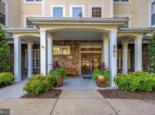 301 High Gables Dr APT 309, Gaithersburg, MD 20878