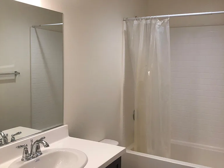 24248 White Willow Ave — Photo 10