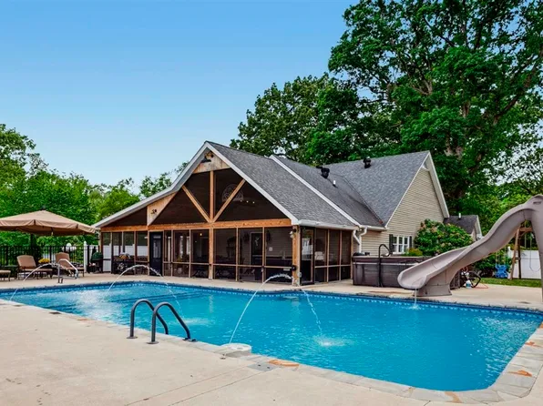 3810 Old Glasgow Rd, Scottsville, KY 42164