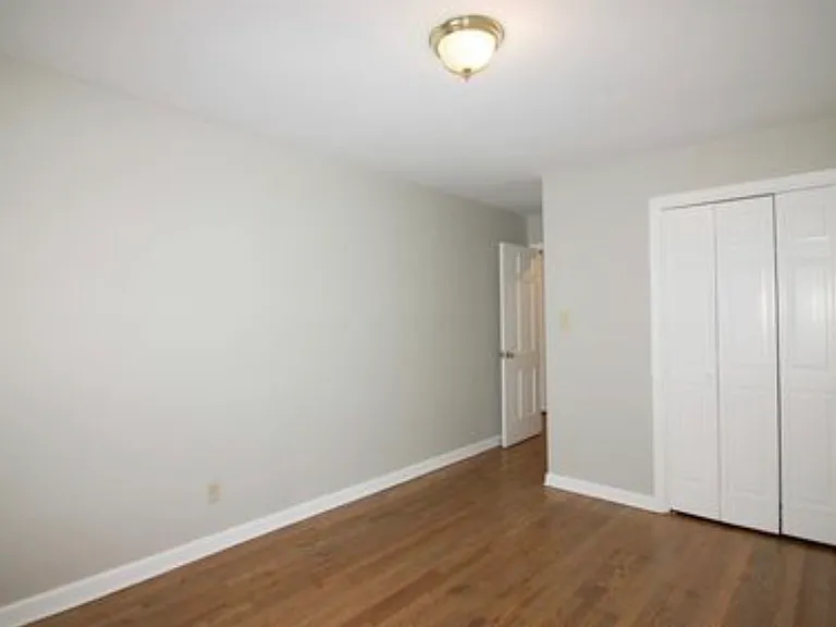 105 S Ridge St — Photo 11