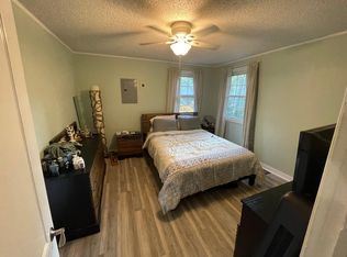 300 New Haw Creek Rd, Asheville, NC 28805