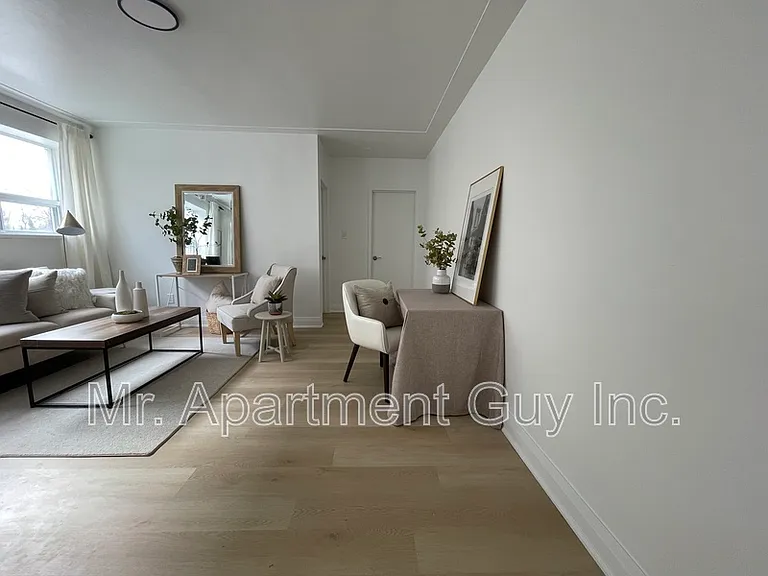 1284 Fennell Ave E #6 — Photo 6