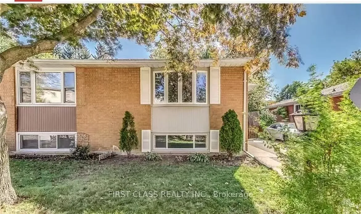 5 bed, $2,200 — Photo 1