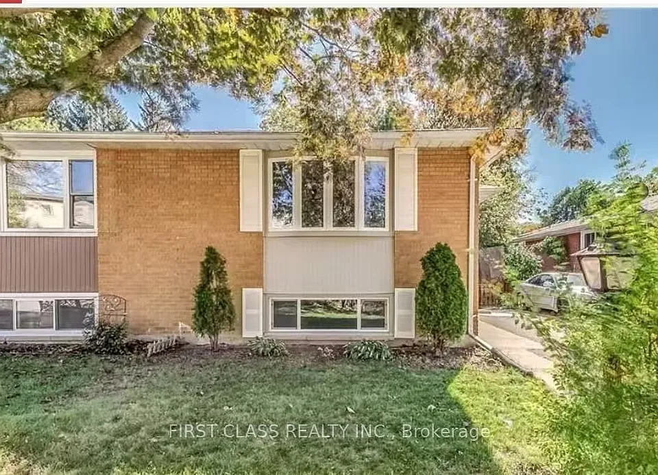 657 Sevilla Park Pl