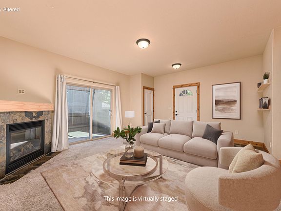 3rd image of 20000 Sorrento Pl