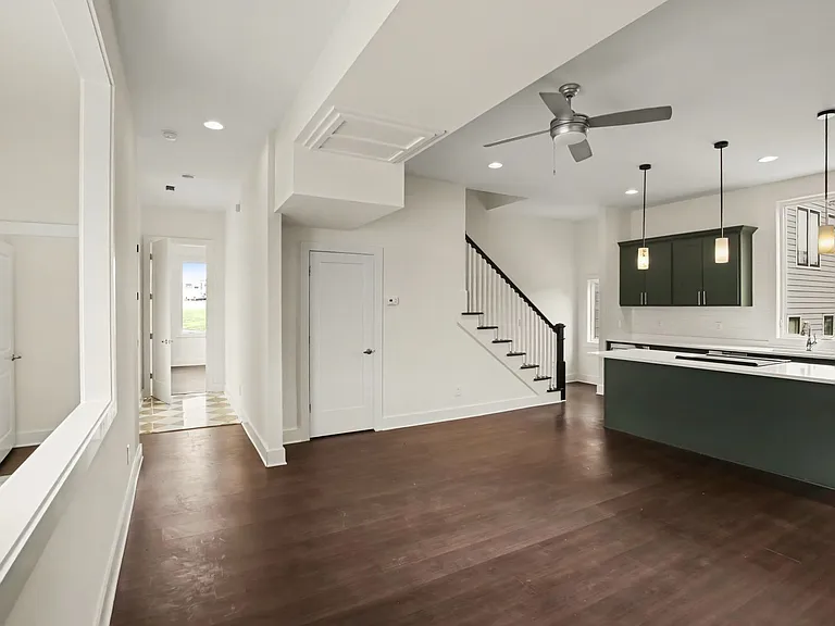 801 Main St — Photo 13