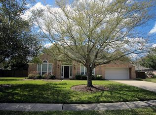 2402 Beacon Pointe, Pearland, TX 77584