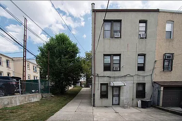 Rented by RealTegrity NY LLC