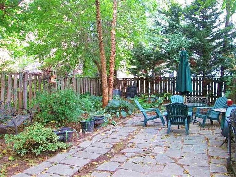237 3rd St #3-R — Photo 14