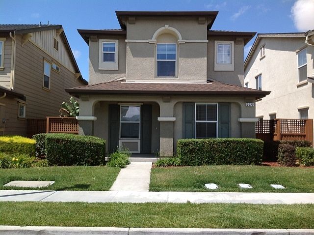 1st image of 2772 Shearwater Way