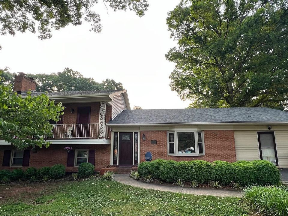 1st image of 93 Oak Trl