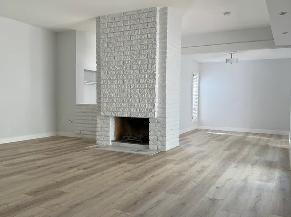 22 Leatherwood Way, Irvine, CA 92612