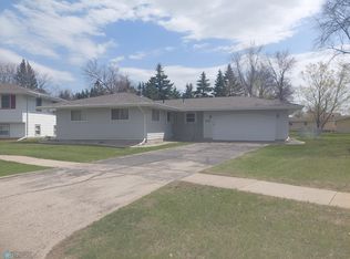 679 6th Ave W, West Fargo, ND 58078