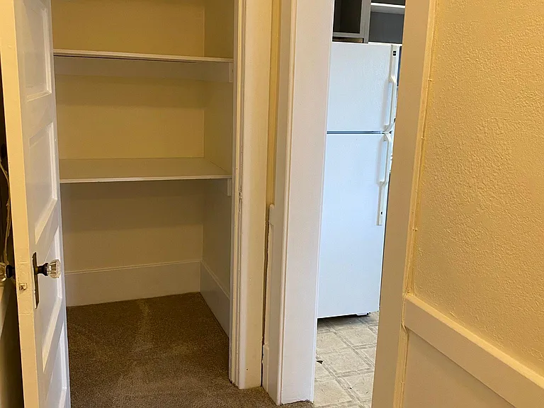 602 Melrose Ave E #301 — Photo 6