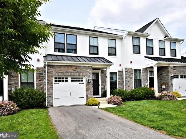 8043 Milltown Cir, Cheltenham, PA 19012