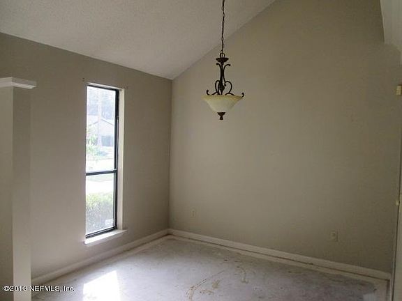 3rd image of 3541 Docksider Dr N