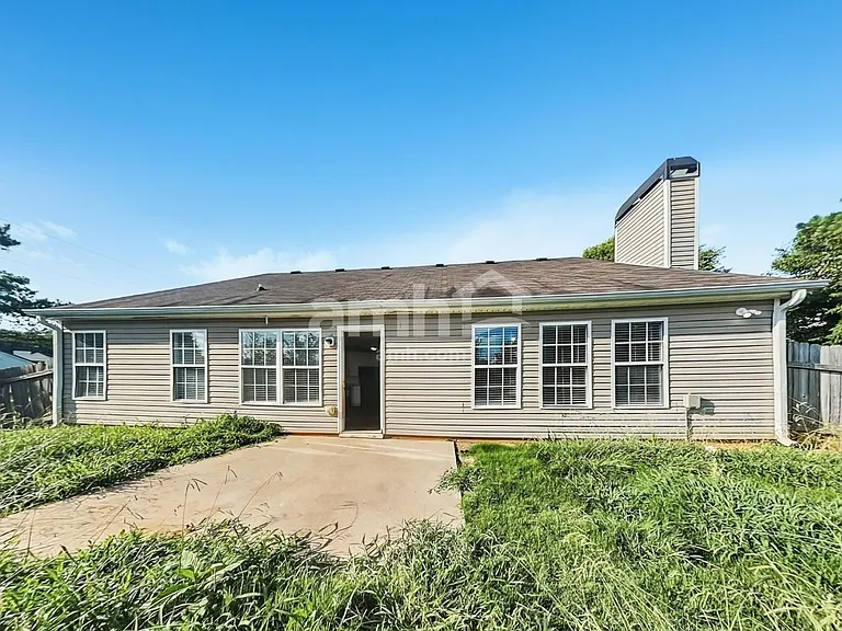 282 Rockingham Dr — Photo 17