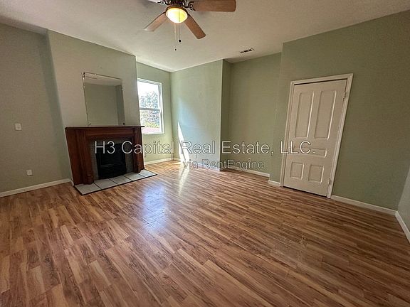 4th image of 821 Alby St #B