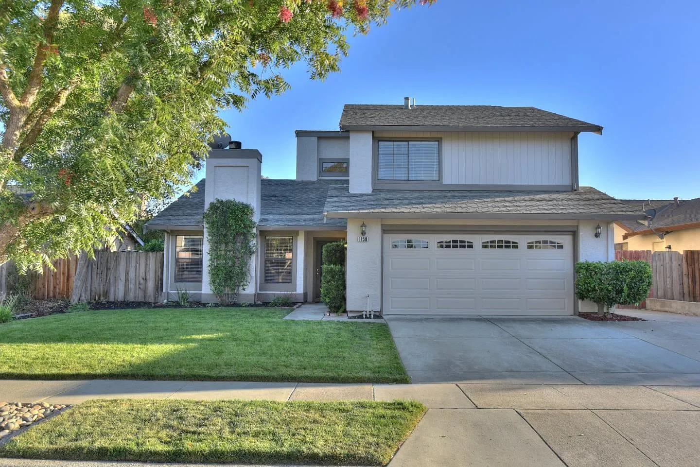 1150 Valbusa Dr photo 1