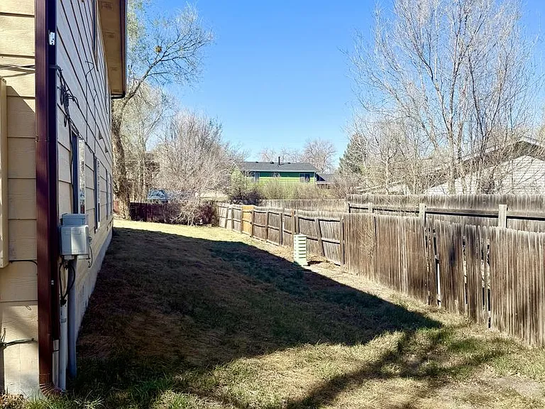 511 Peterson Dr — Photo 9