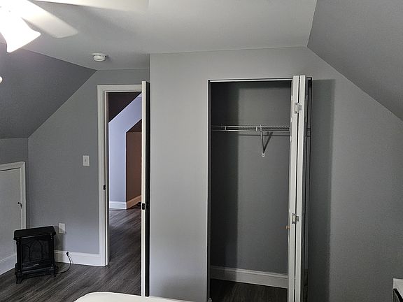 3rd image of 8132 Riverview Dr #B