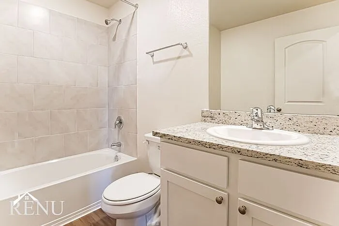 305 Silvercrest Ln — Photo 13