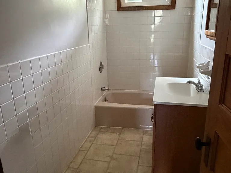 91 Hill St #2 — Photo 17