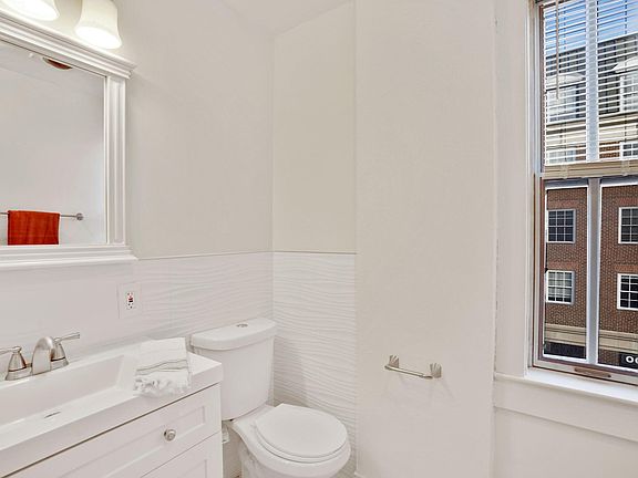 5th image of 101 S Saint Asaph St #4