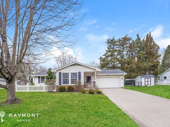 2437 Grapevine Cir