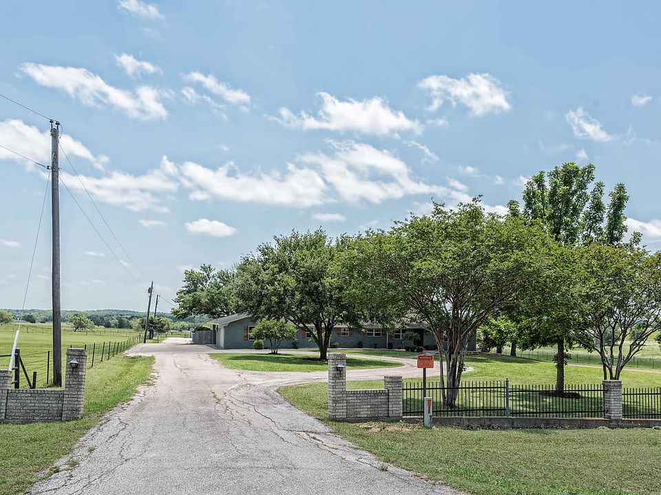 2275 W Moonlight Dr, Robinson, TX 76706 Zillow